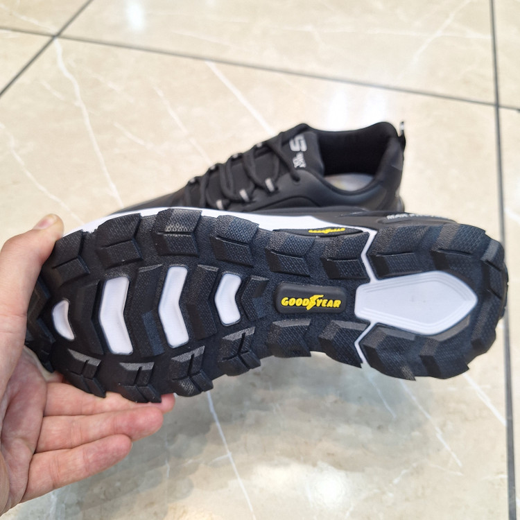 کتونی اسکیچرز