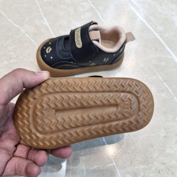 کتونی بچه گانه چسبی نرم و سبک